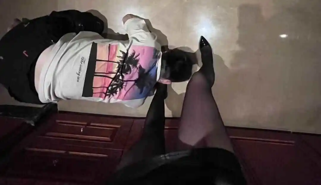 西檬之家-践踏癖是什么？字母圈中的BDSM实践解析